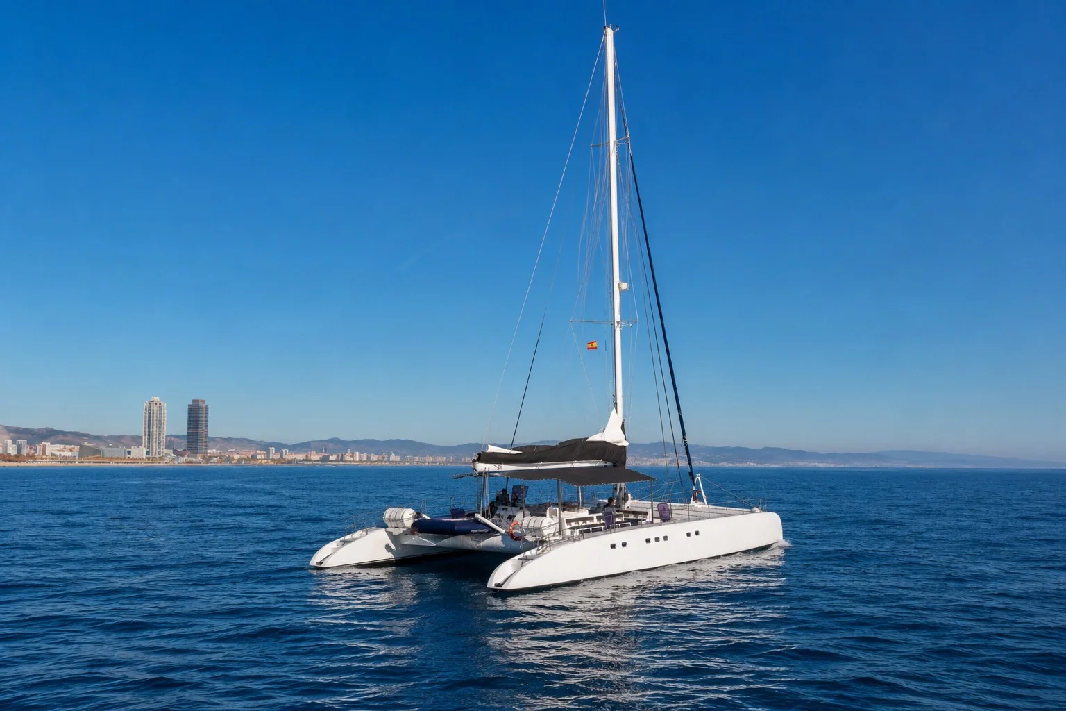 Catamarán Cat-100